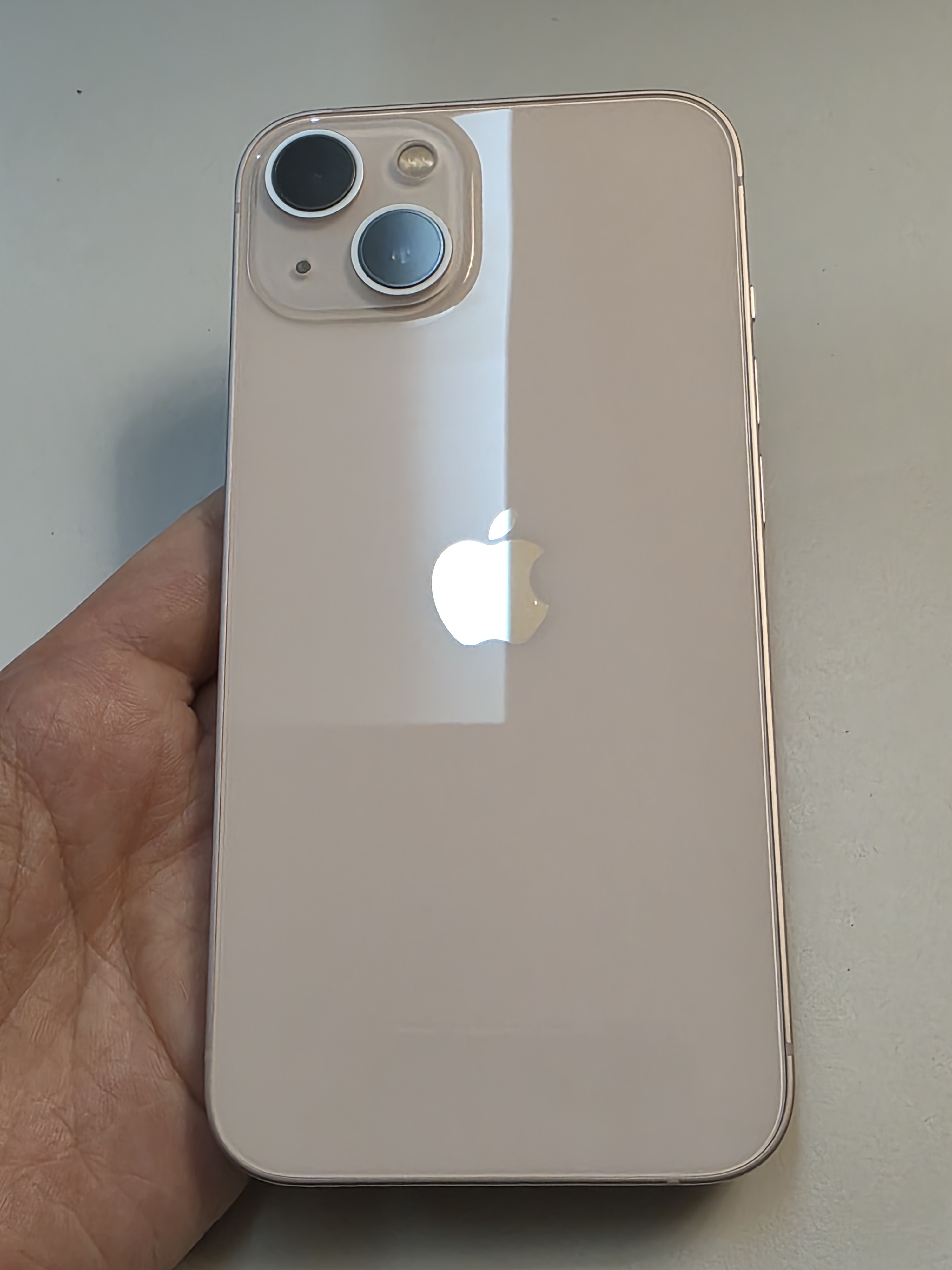 iPhone 13 TE-12