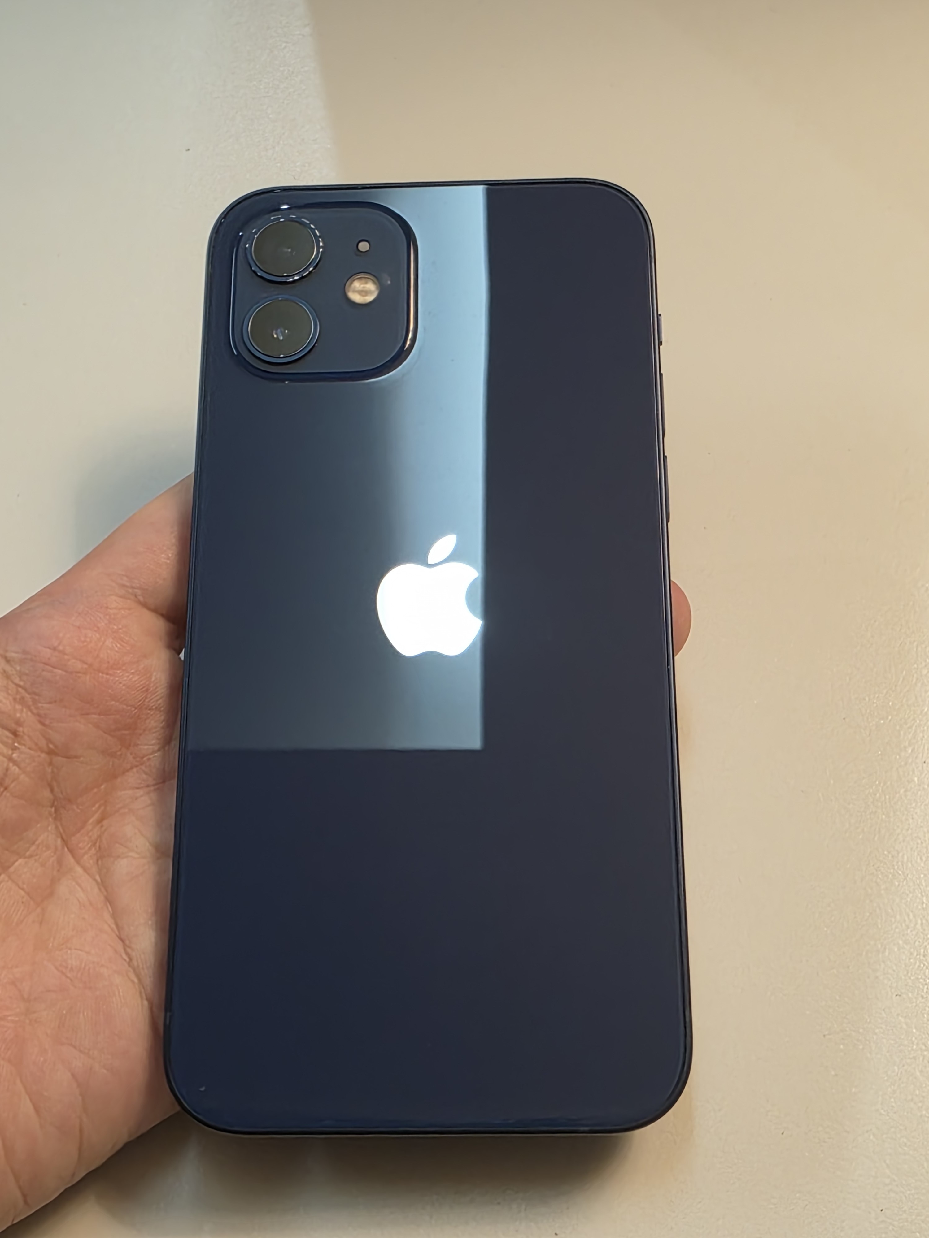 iPhone 12 TE-17