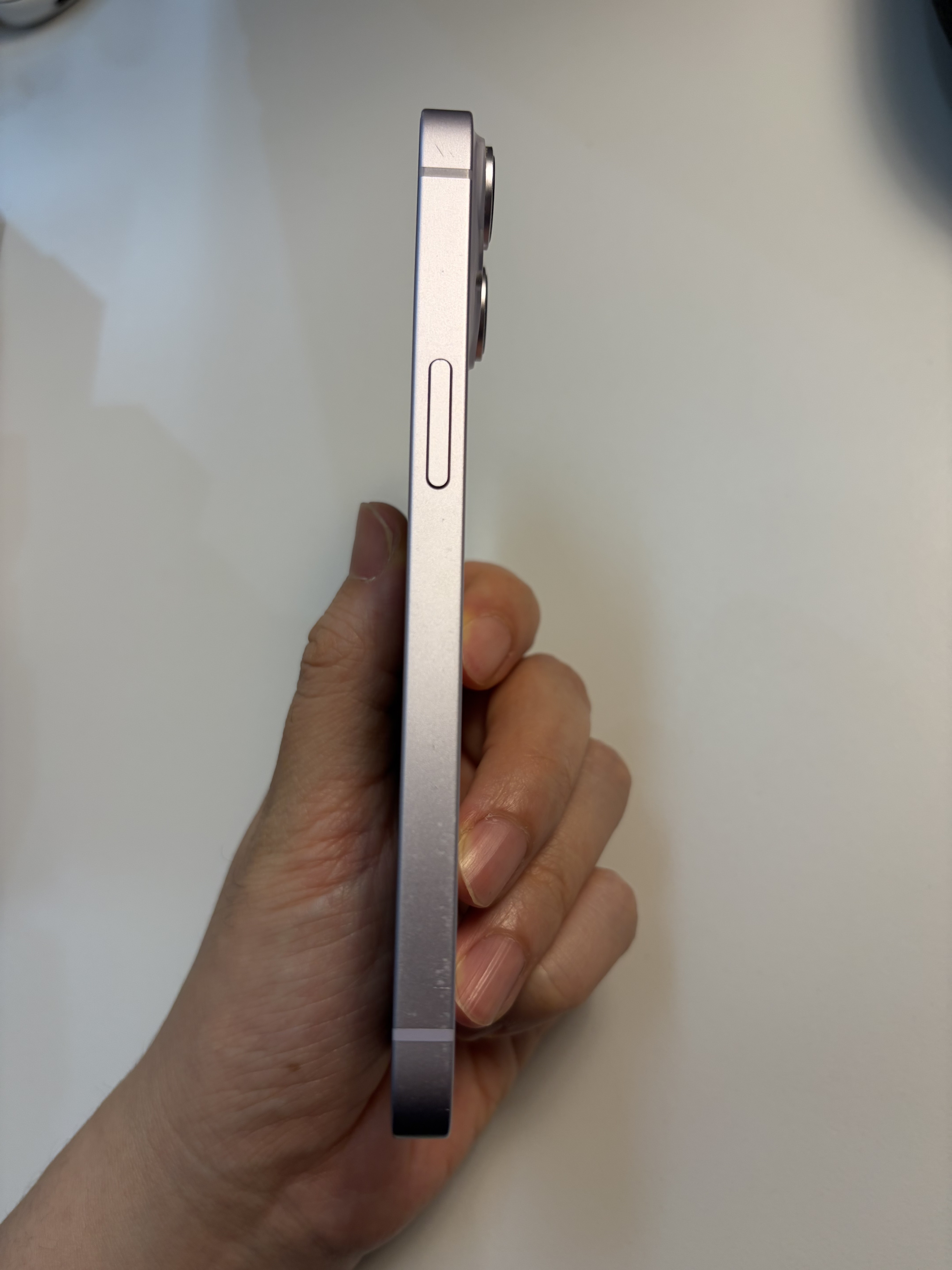 iPhone 14 TE-2