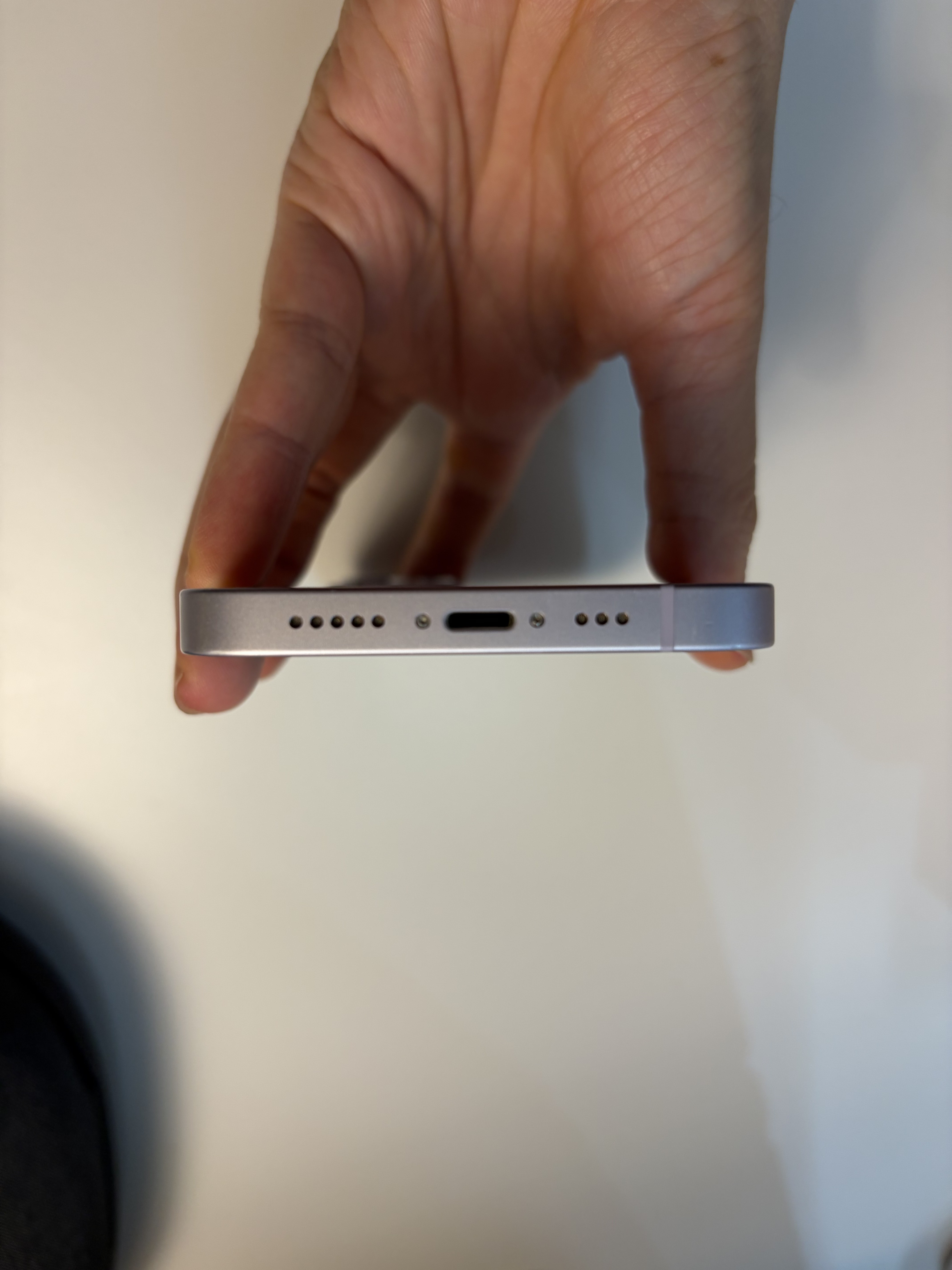 iPhone 14 TE-2