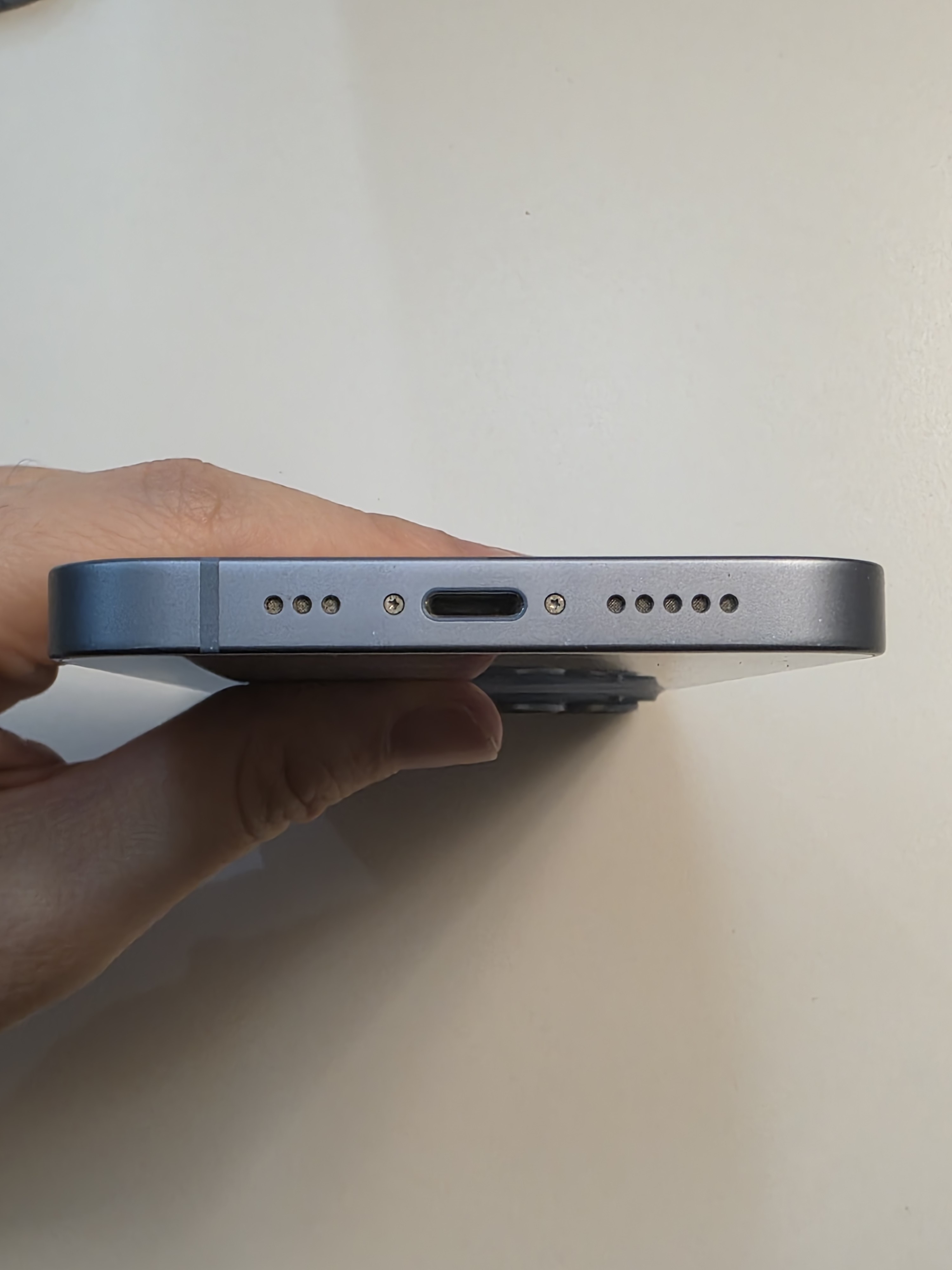iPhone 14 TE-23