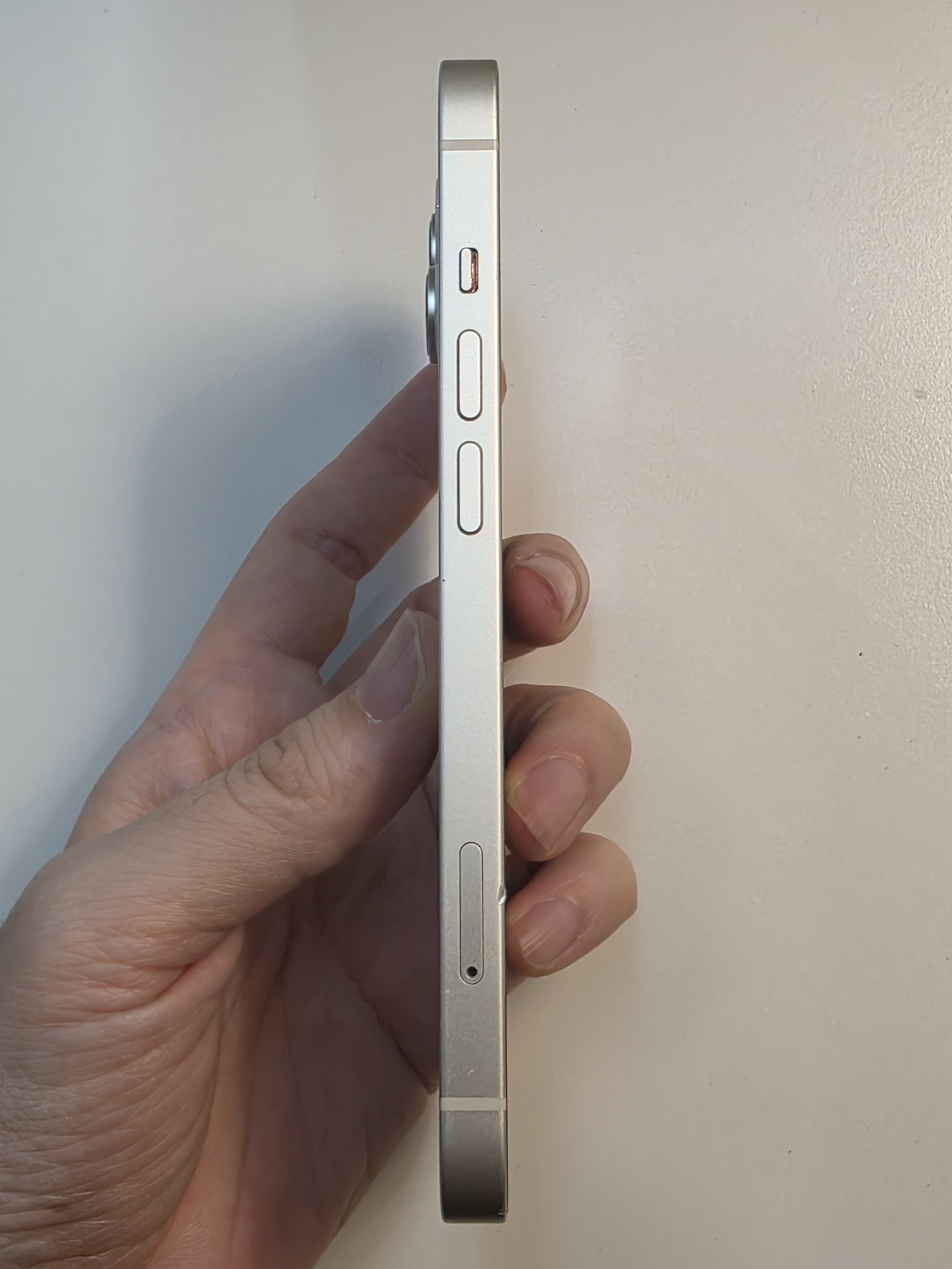 iPhone 14 TE-39
