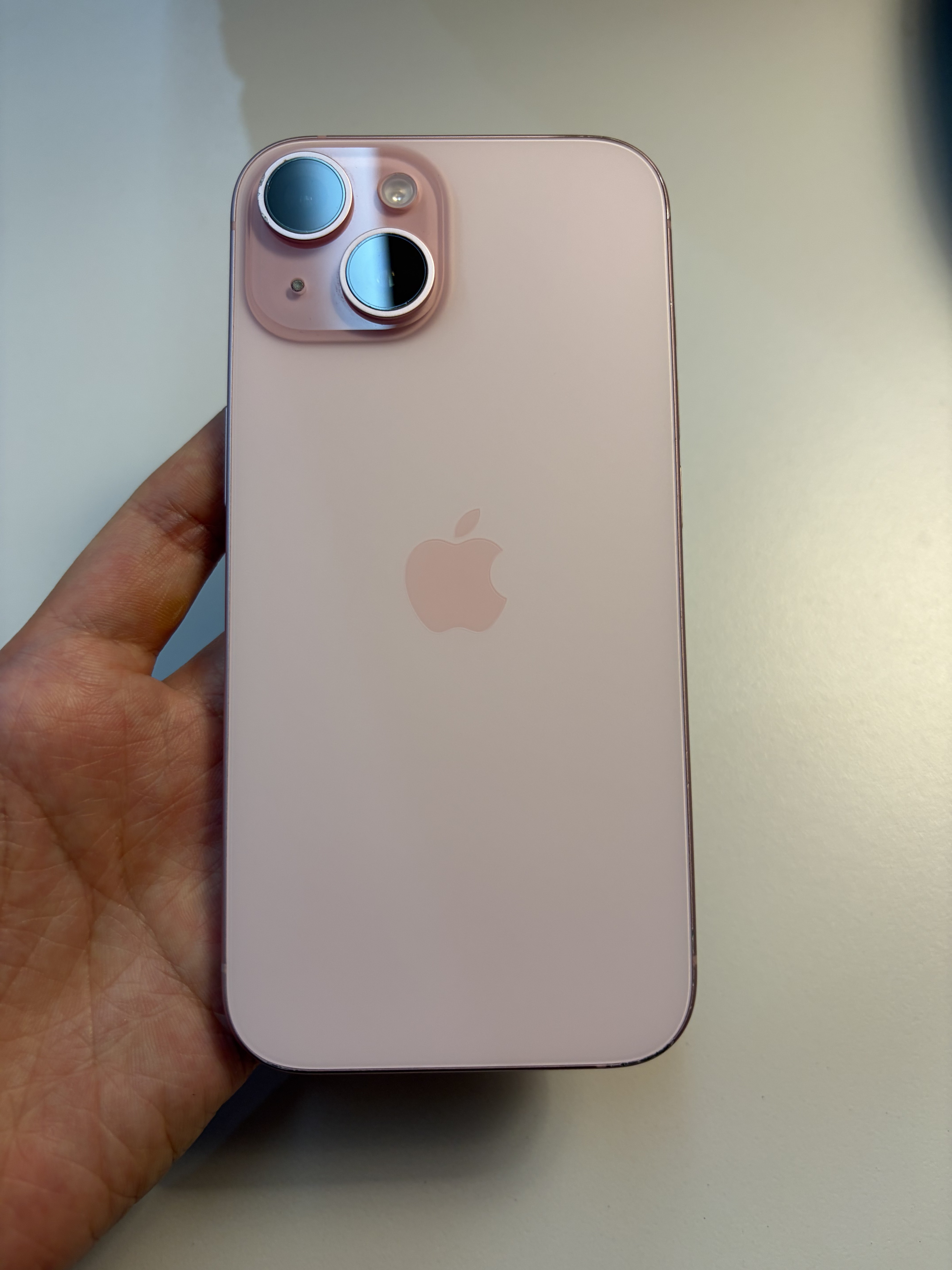 iPhone 15 TE-4