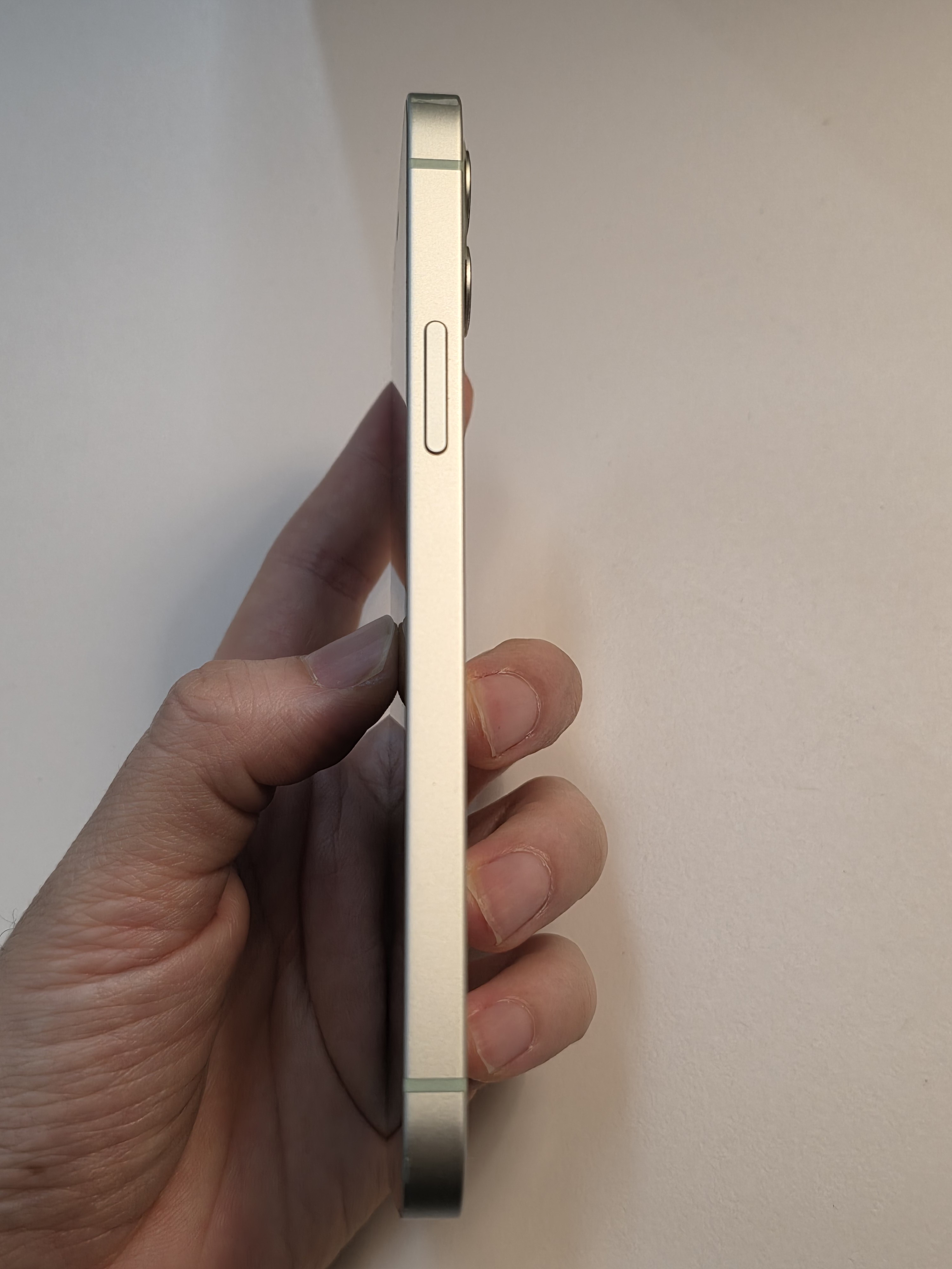 iPhone 12 TE-9